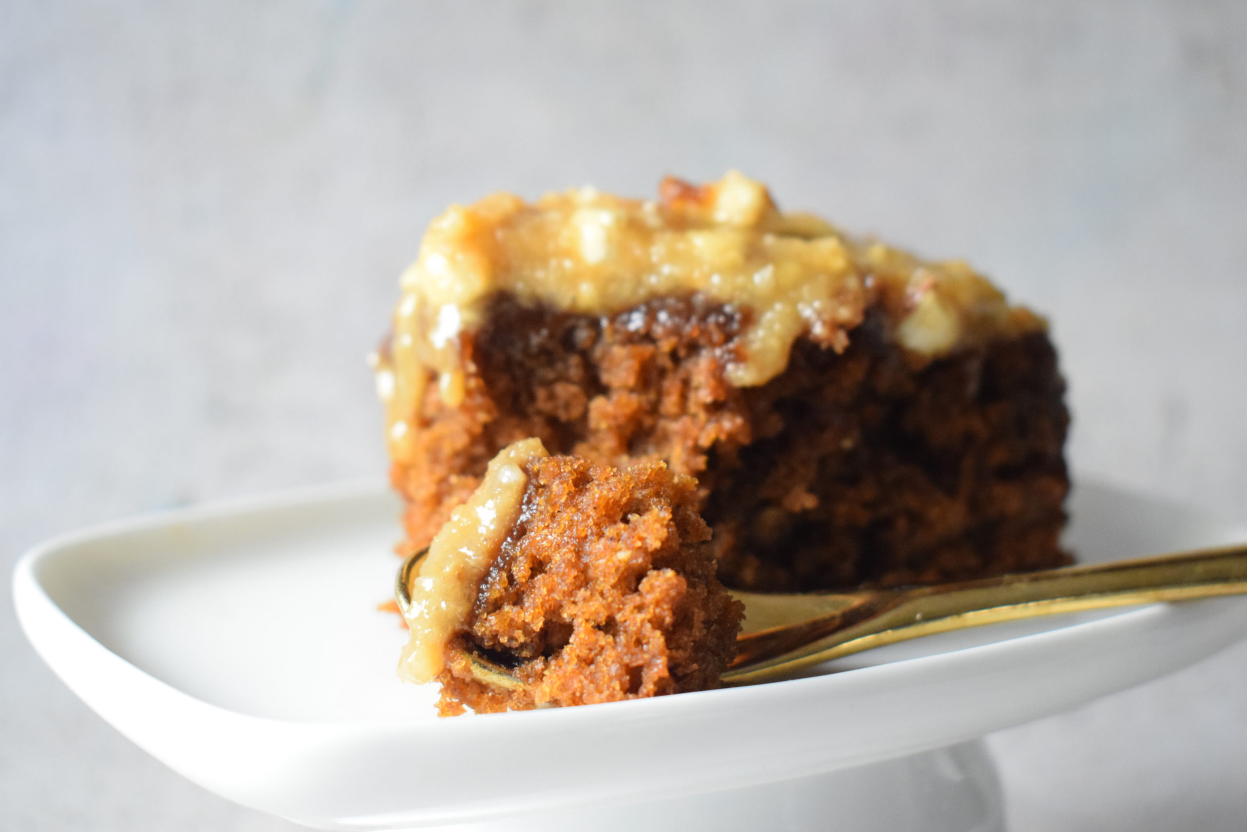 Spiced Oatmeal Cake Baking with Rona