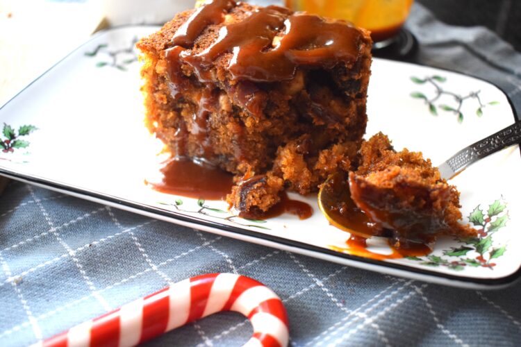 Easy Christmas Toffee Pudding